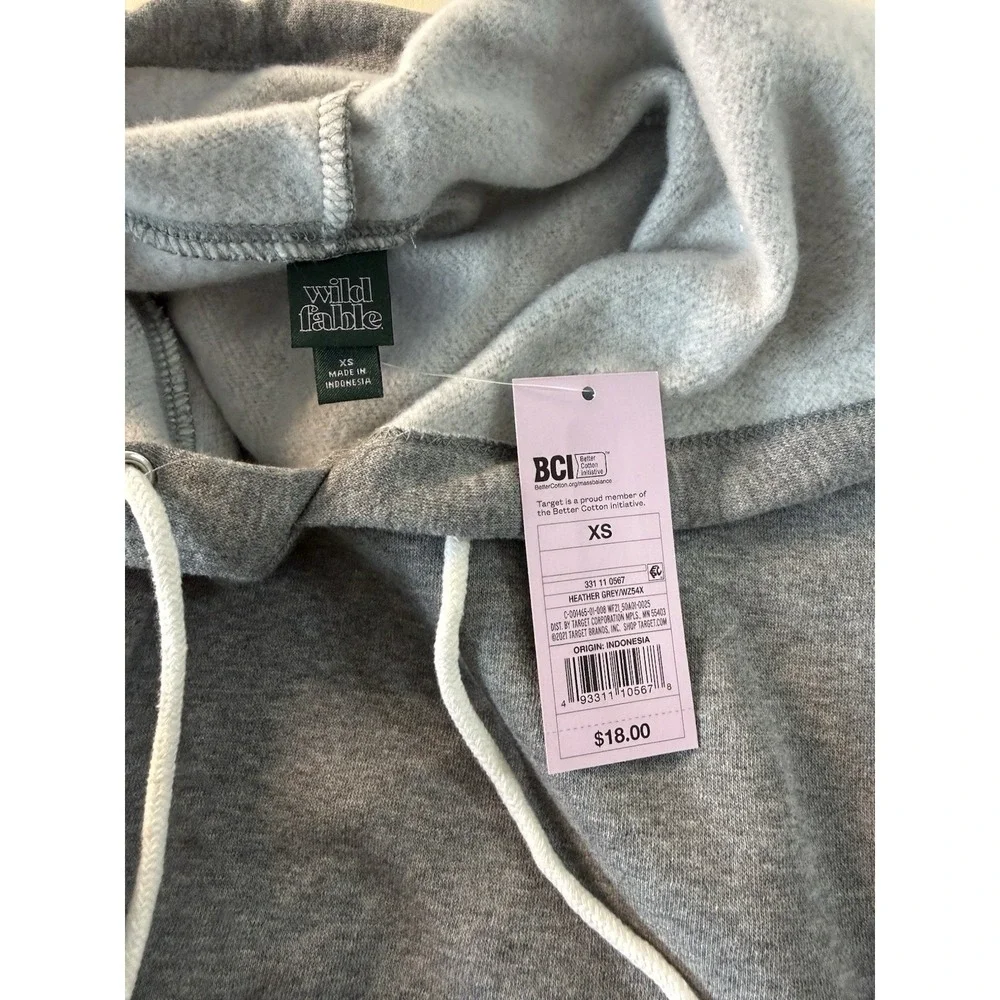 Wild Fable Womens Heather Gray Cropped Hoodie Raw Hem Sweatshirt XS NEW - Picture 3 of 6